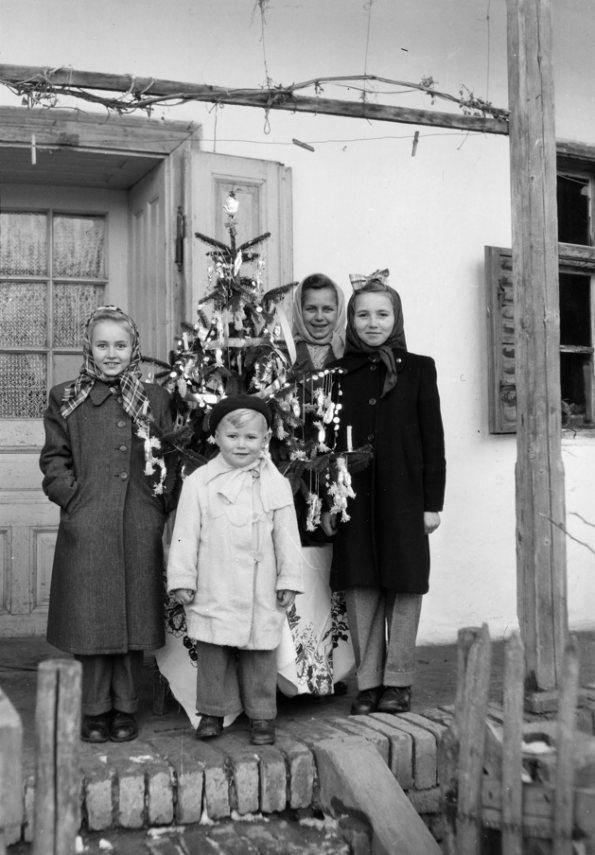 Karácsony egy családnál 1950-ben Fortepan / Vajda Márton