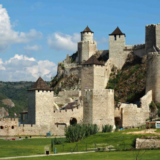 The Southern Defense System: Border Fortifications against the Ottomans in the Fifteenth Century