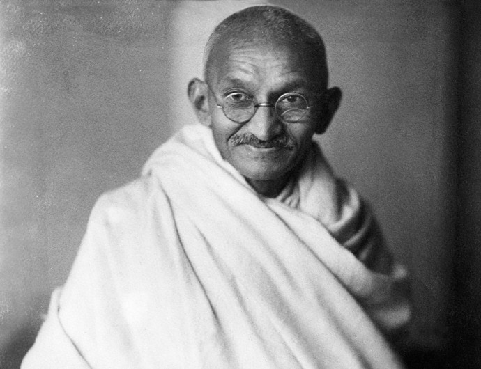 1869. október 2. | Mahatma Gandhi születése