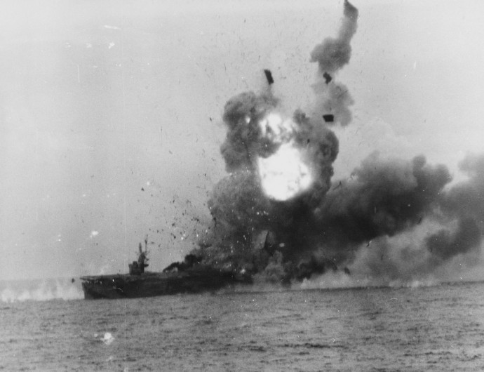1944. október 21. | Japán beveti az első kamikaze egységet