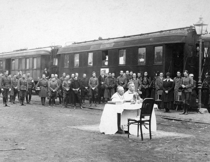 1921. október 20. | IV. Károly második visszatérési kísérlete