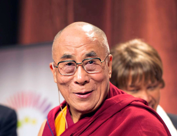 1935. július 6. | A dalai láma születése