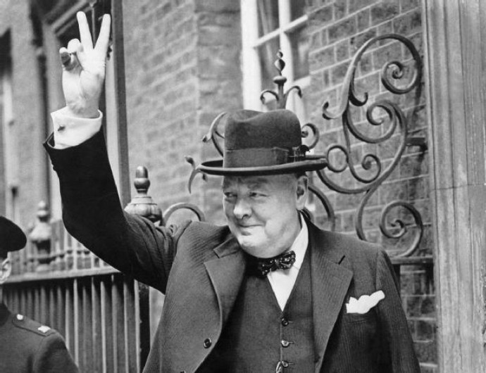 1940. május 10. | Churchillt nevezik ki Nagy-Britannia miniszterelnökévé