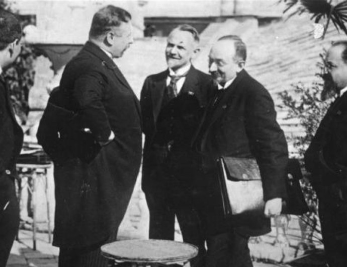 1922. április 16. | A szovjet-német rapallói szerződés megkötése