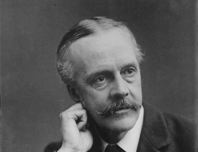 1917. november 9. | Nyilvánosságra kerül a Balfour-nyilatkozat