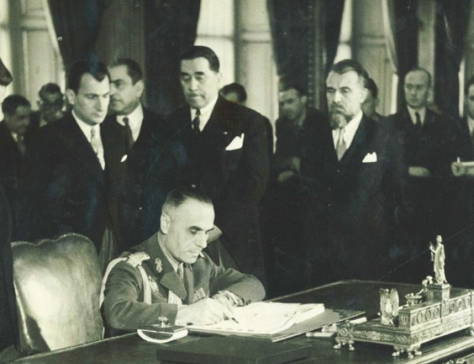 1947. február 10. | A párizsi békeszerződés aláírása